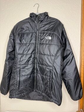 The North Face Black women’s Puffy Jacket
